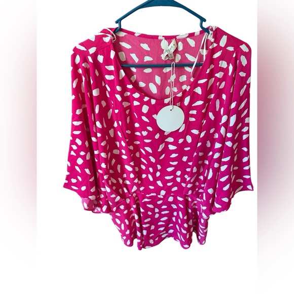 Umgee Pink and White Blouse - Picture 2 of 4